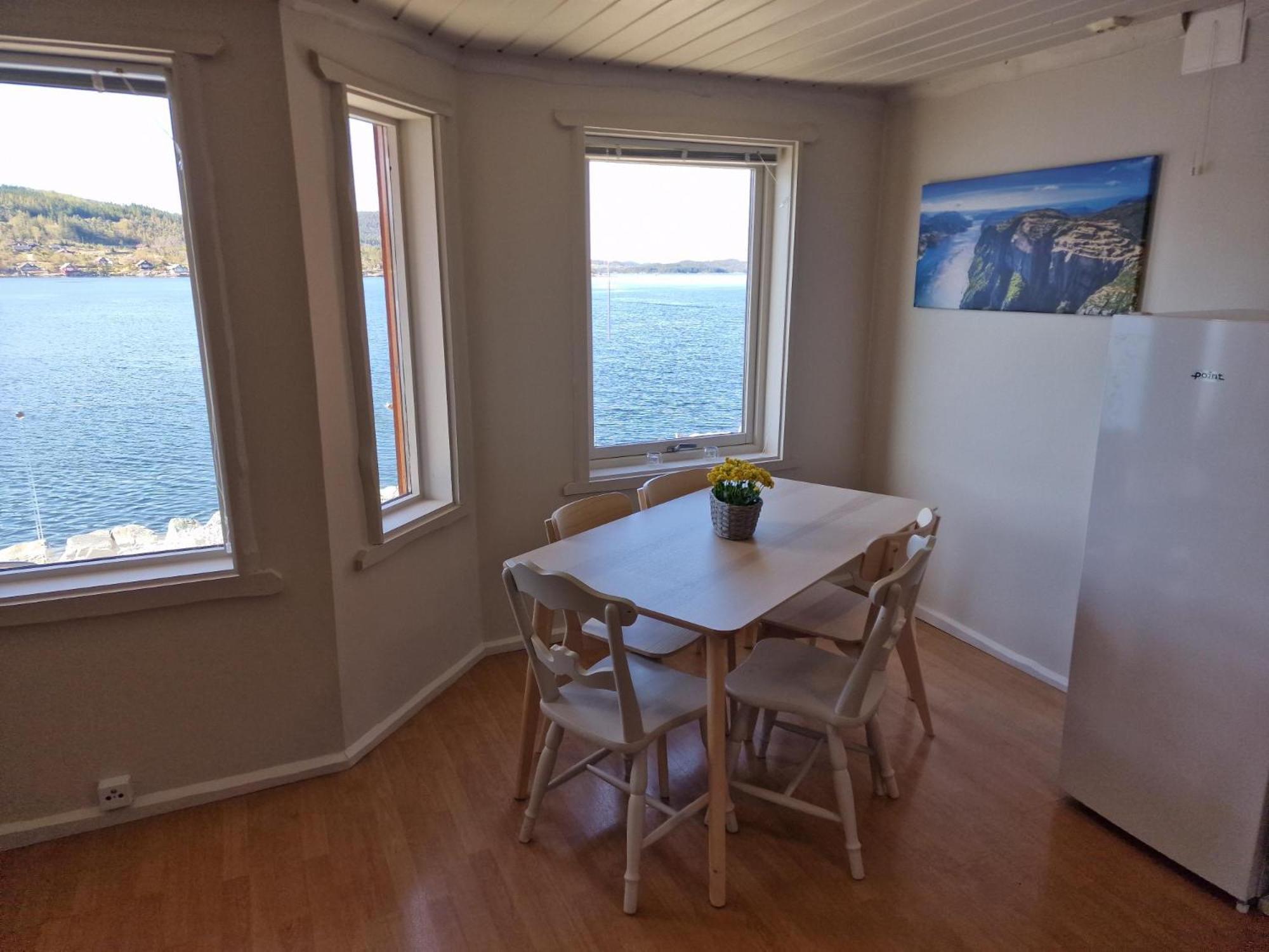 Jørpeland Preikestolen Panorama - Seaside Apartments חדר תמונה